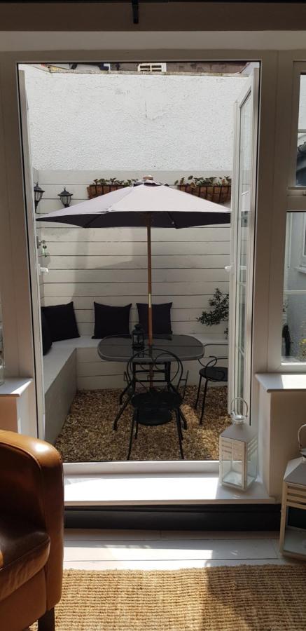 The Hideaway Villa Whitby Kültér fotó