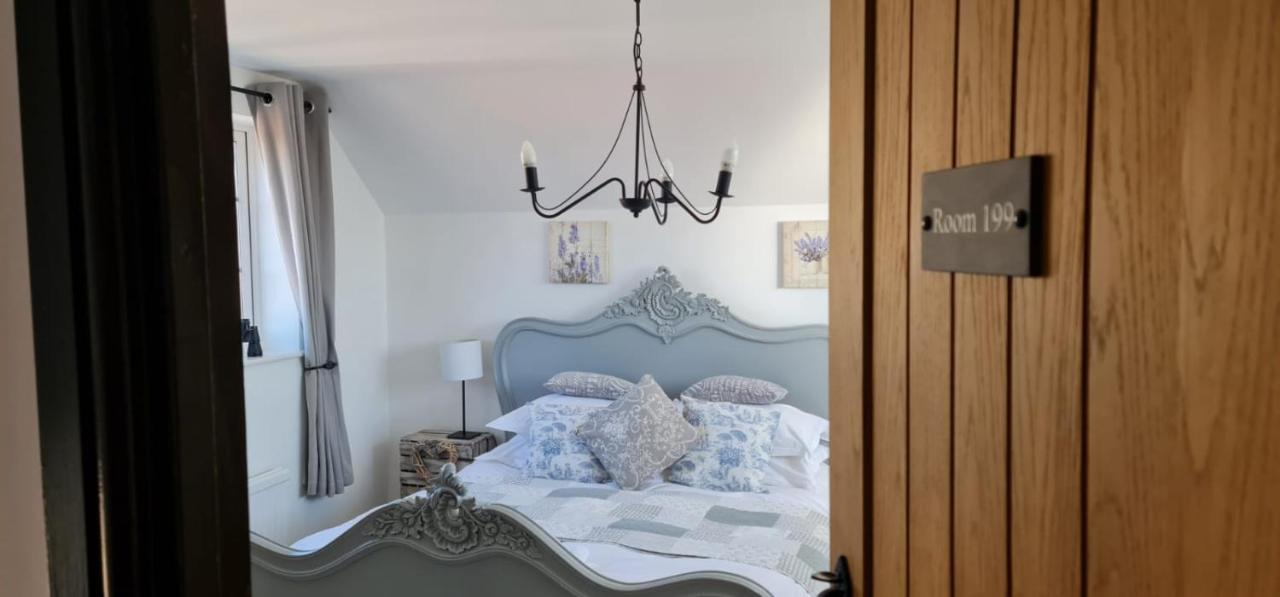 The Hideaway Villa Whitby Kültér fotó